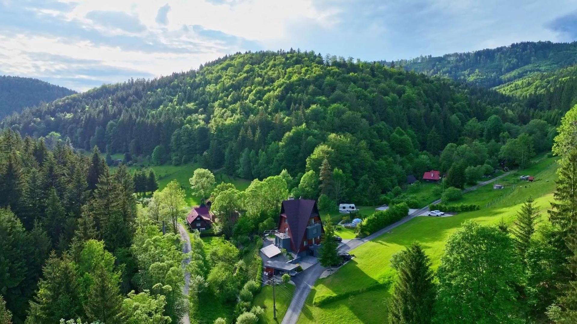 Vila Anna Wellness Halenkov Bagian luar foto